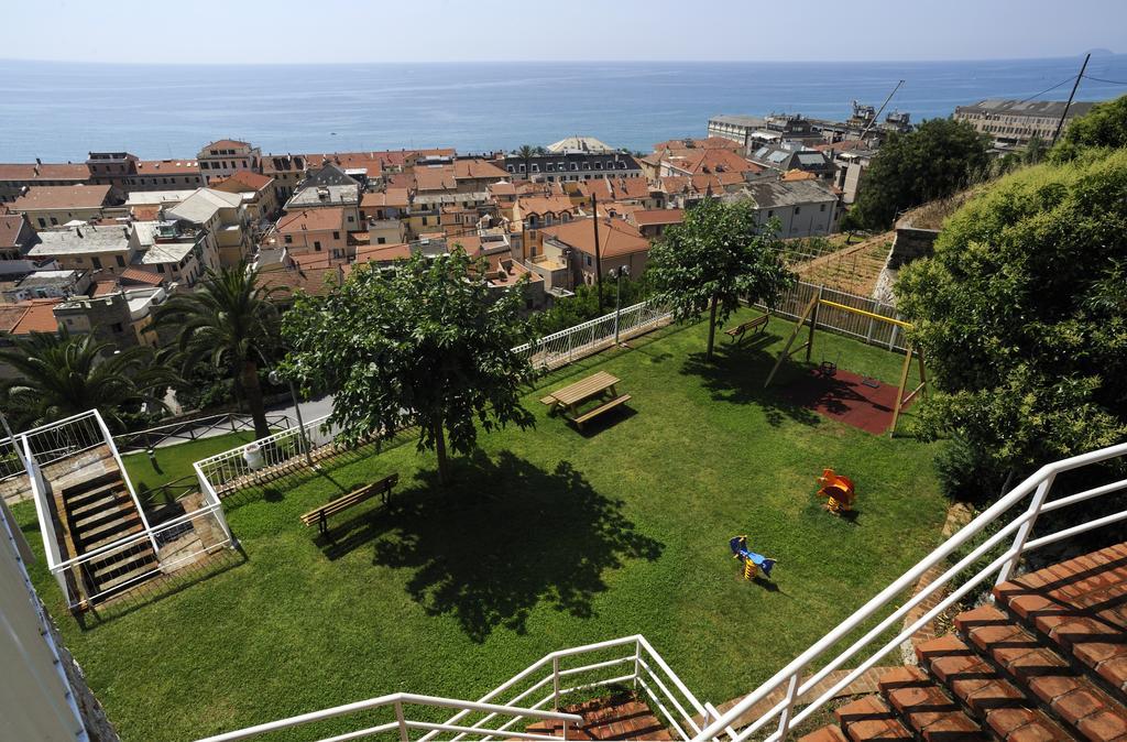 Residence Sant'Anna Pietra Ligure Exterior foto