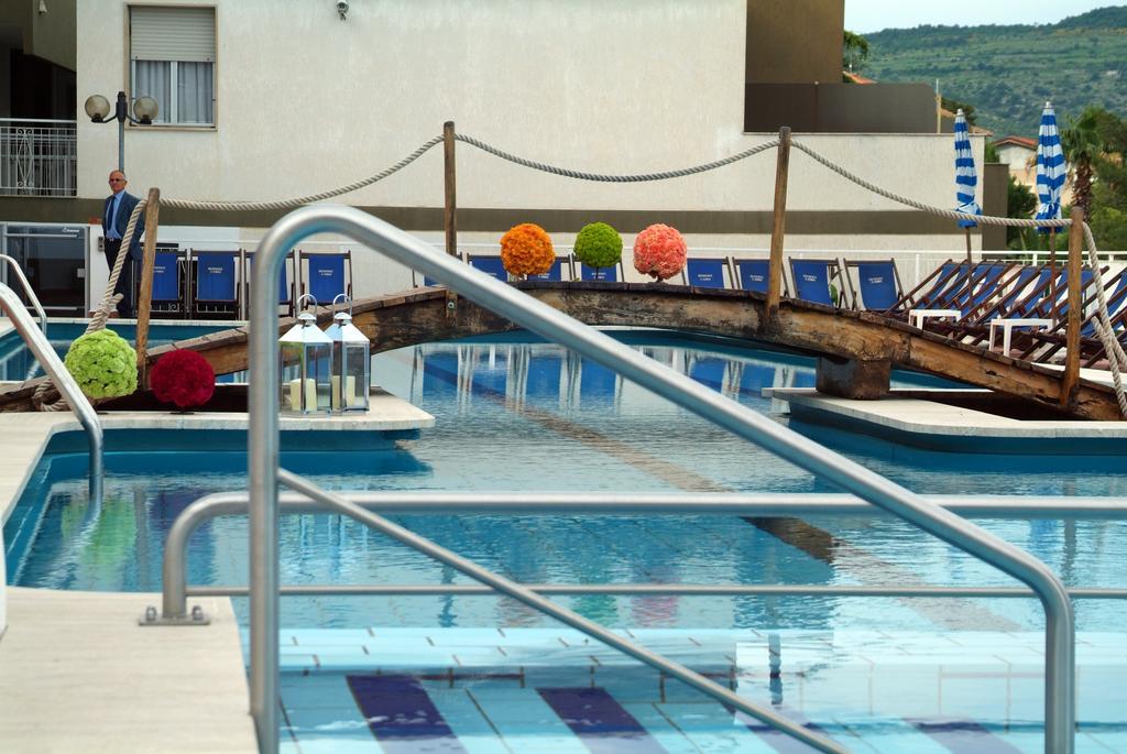 Residence Sant'Anna Pietra Ligure Exterior foto